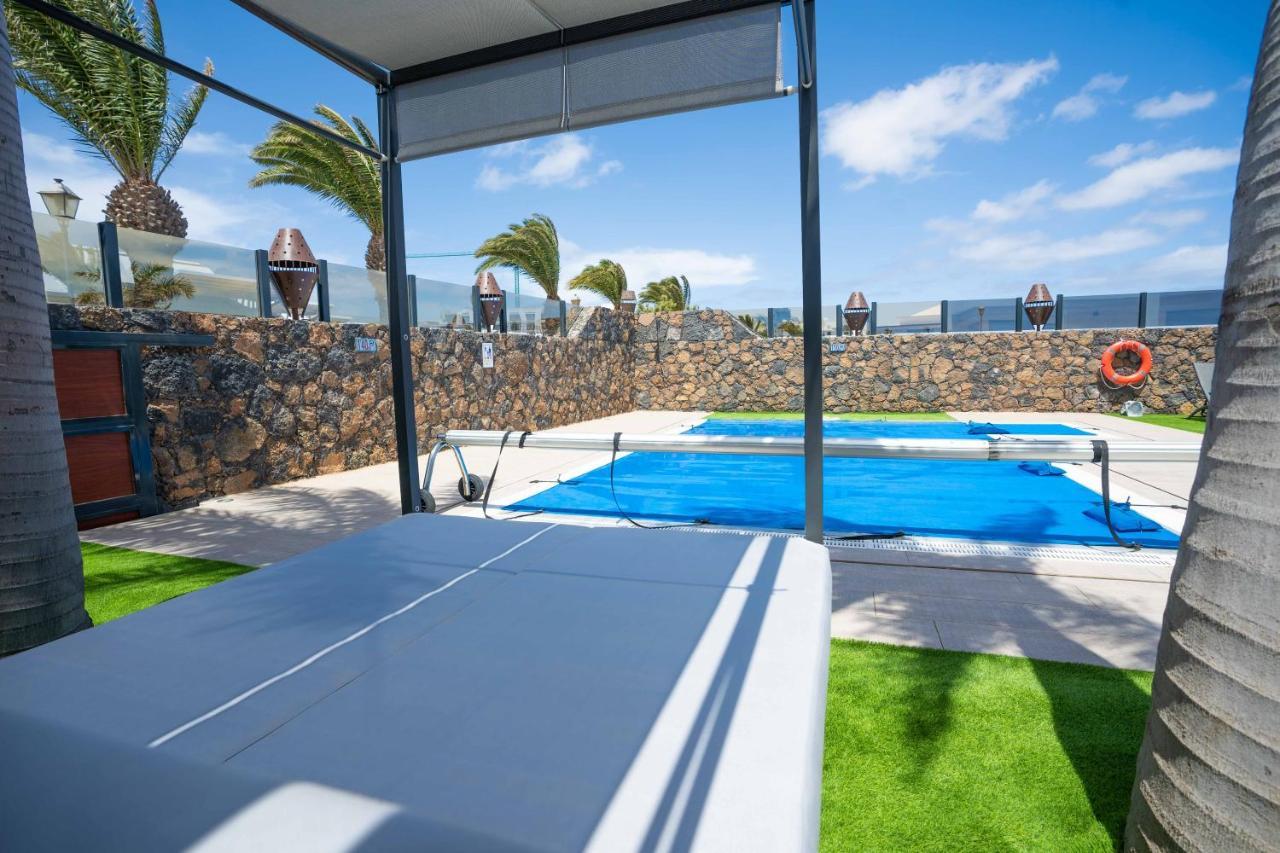 Sea Breeze Villas Lapa And Claca Плая Бланка Екстериор снимка