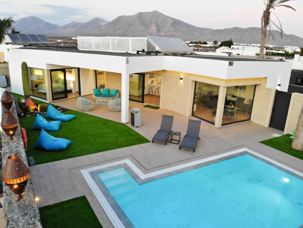 Sea Breeze Villas Lapa And Claca Плая Бланка Екстериор снимка