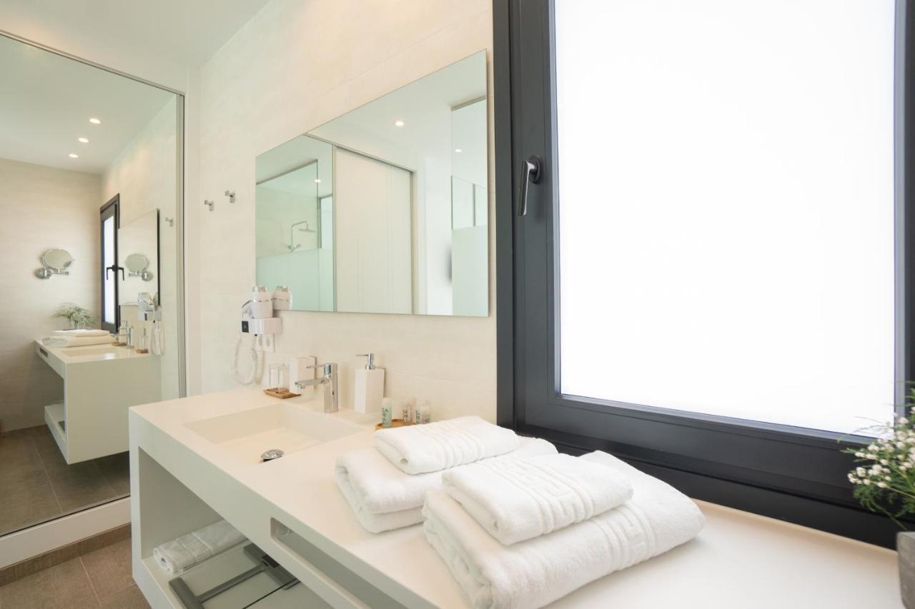 Sea Breeze Villas Lapa And Claca Плая Бланка Екстериор снимка
