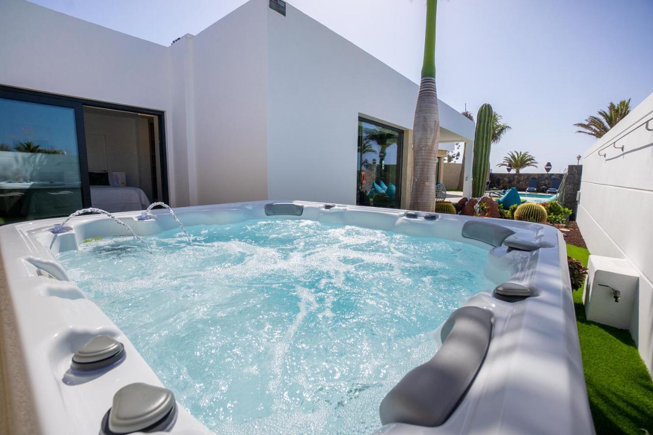 Sea Breeze Villas Lapa And Claca Плая Бланка Екстериор снимка